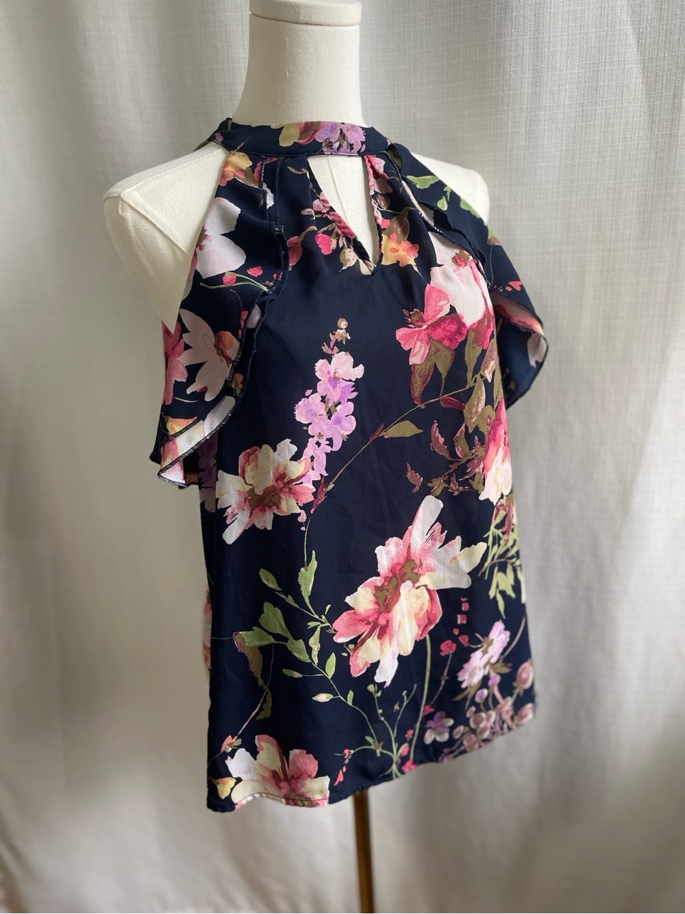 New York & Company Blouse Floral Halter Navy M Cold Shoulder Ruffle Top Cami